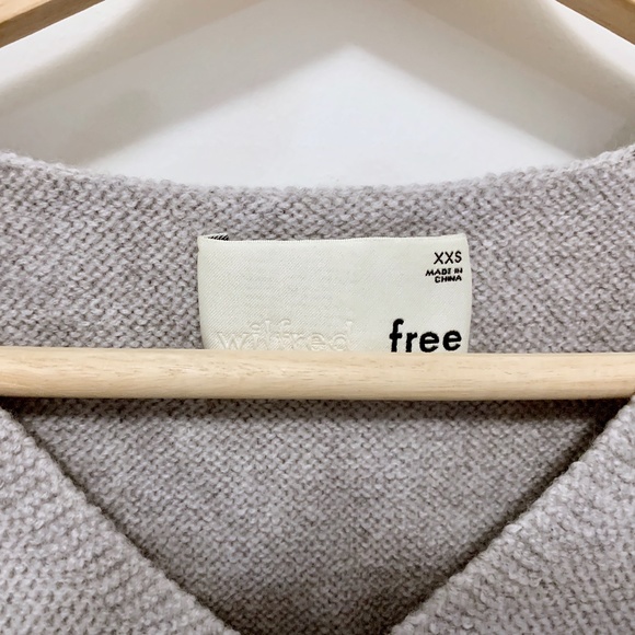 Wilfred V-Neck Sweater - Picture 2 of 2